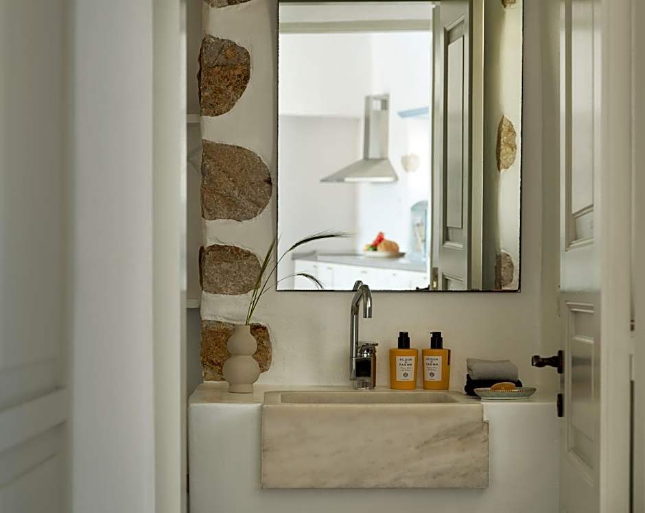 Patmos Eye Boutique Hotel & Villas
