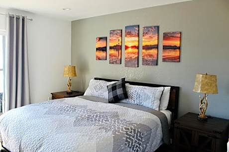 Queen Room with Balcony