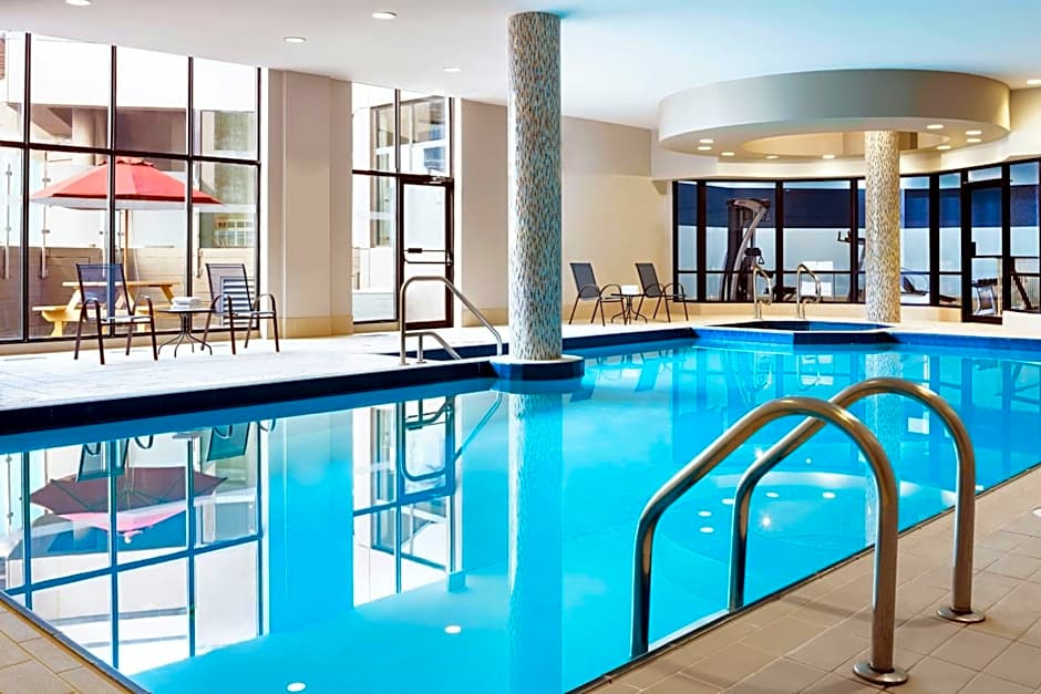 Four Points by Sheraton Mississauga - Meadowvale