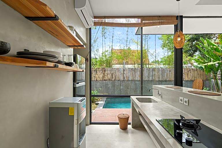 Kalino Villa by Hombali