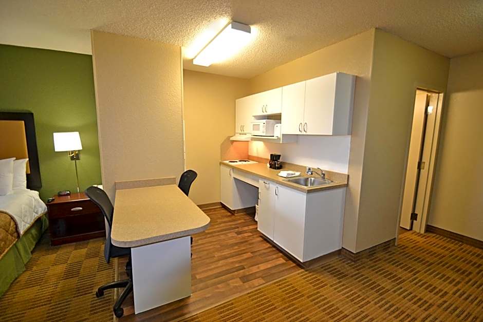 Extended Stay America Suites - Toledo - Holland