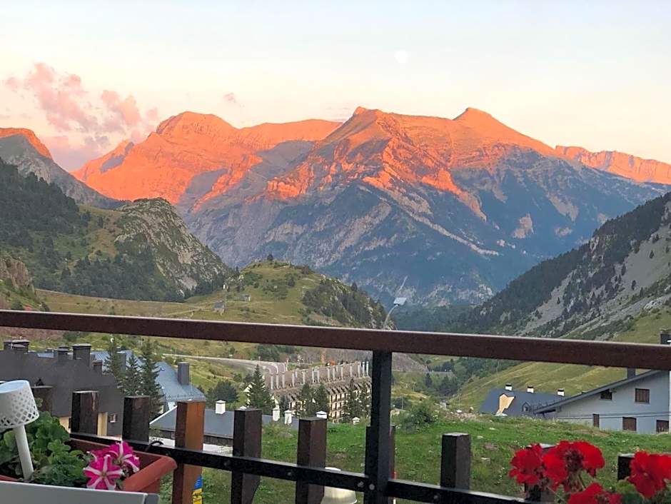 Hotel Edelweiss Candanchú