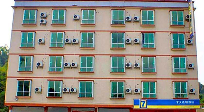 7 Days Inn Shaoguan Renhua Danxia Mountain
