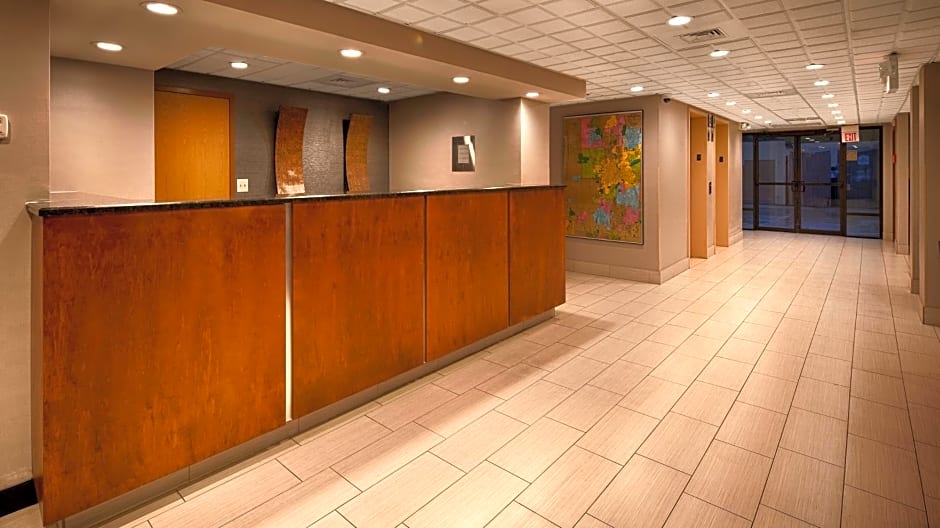 Days Inn by Wyndham Englewood Dayton Airport