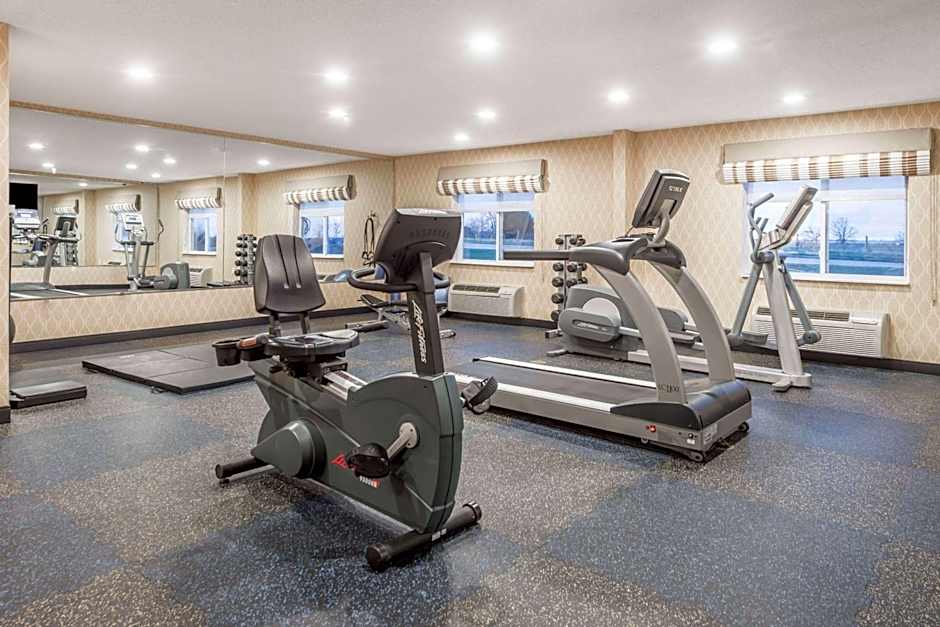 Baymont by Wyndham Fulton