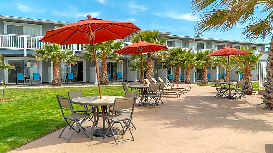 San Simeon Lodge