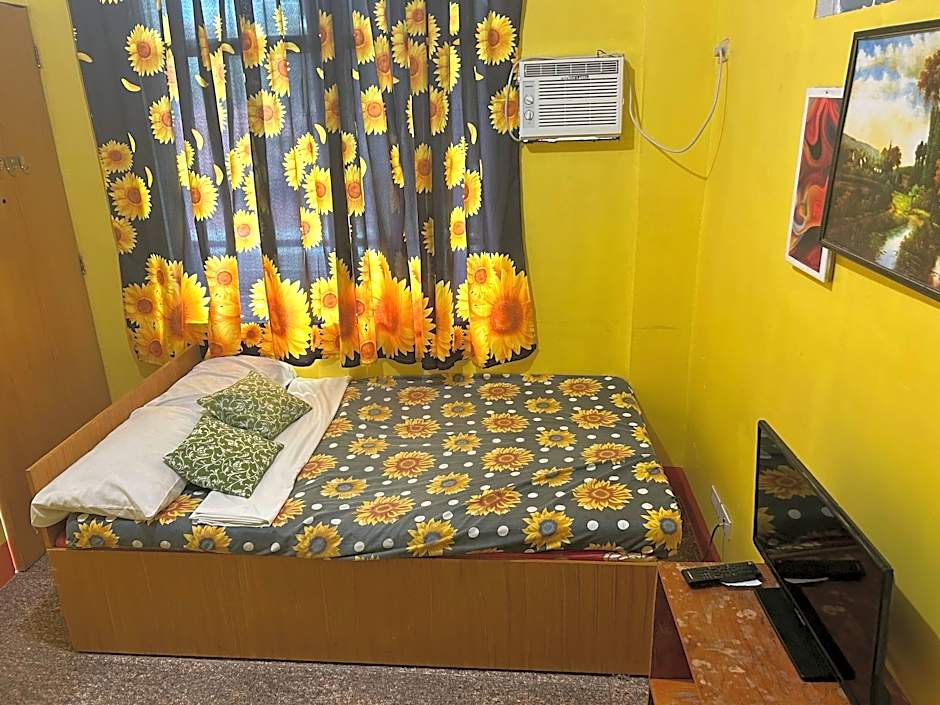 Aranas-Carillo Travellers Inn