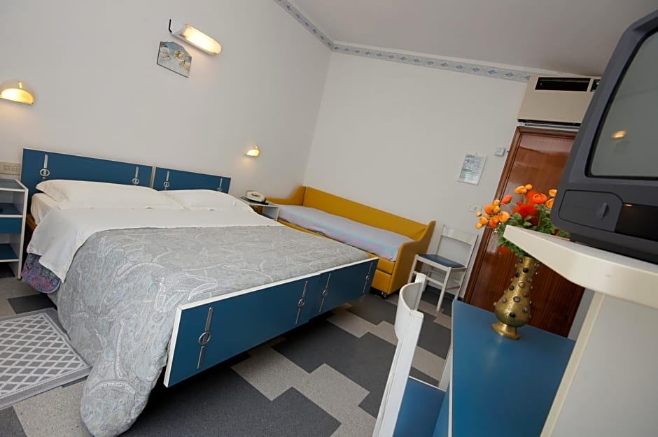 Hotel Victory