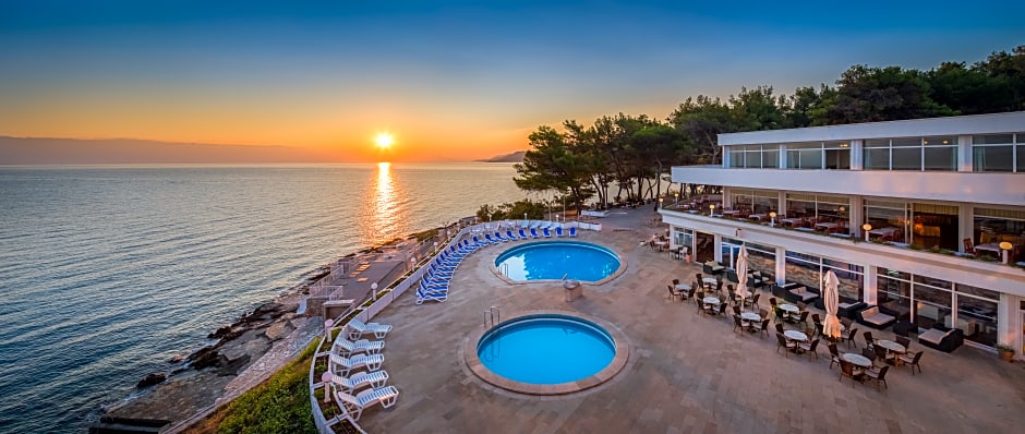 Fontana Bayside Park