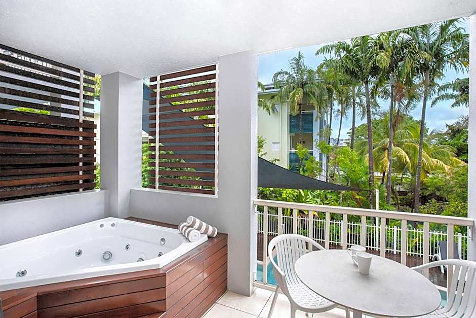 Mantra Aqueous Port Douglas