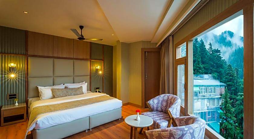 Tripli Hotels M & Resort