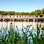 Boat Hotel De Barge