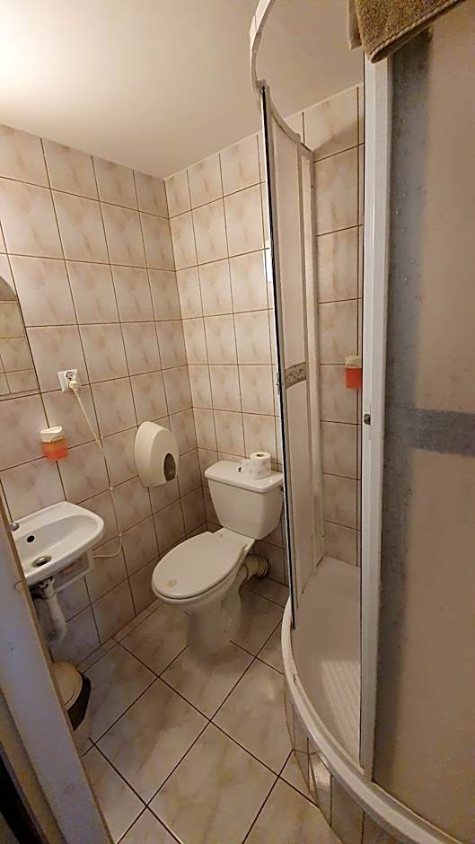 Karczma Regionalna Młyn -pokoje gościne