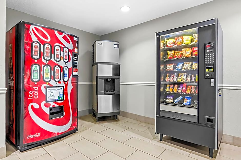 Quality Inn & Suites Bristol North