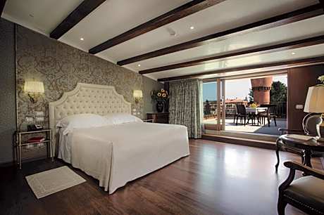 Junior Suite Roof Top