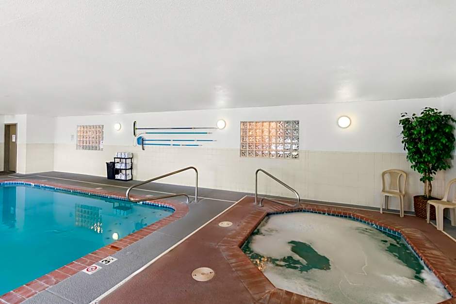 GuestHouse Inn & Suites Kelso
