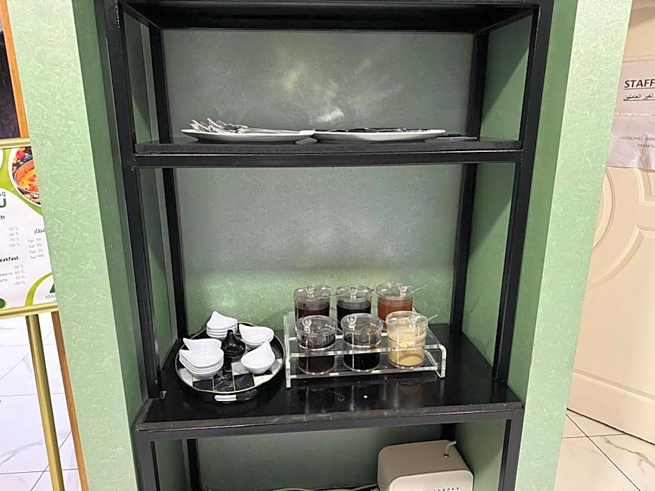 Marina Green Suite & Residence