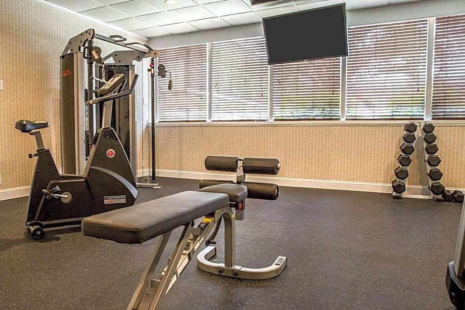 Quality Inn Elizabeth City near University