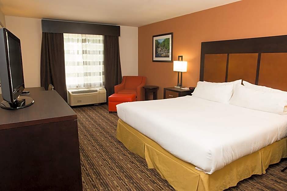 Holiday Inn Express Hotel & Suites Cherokee-Casino By IHG