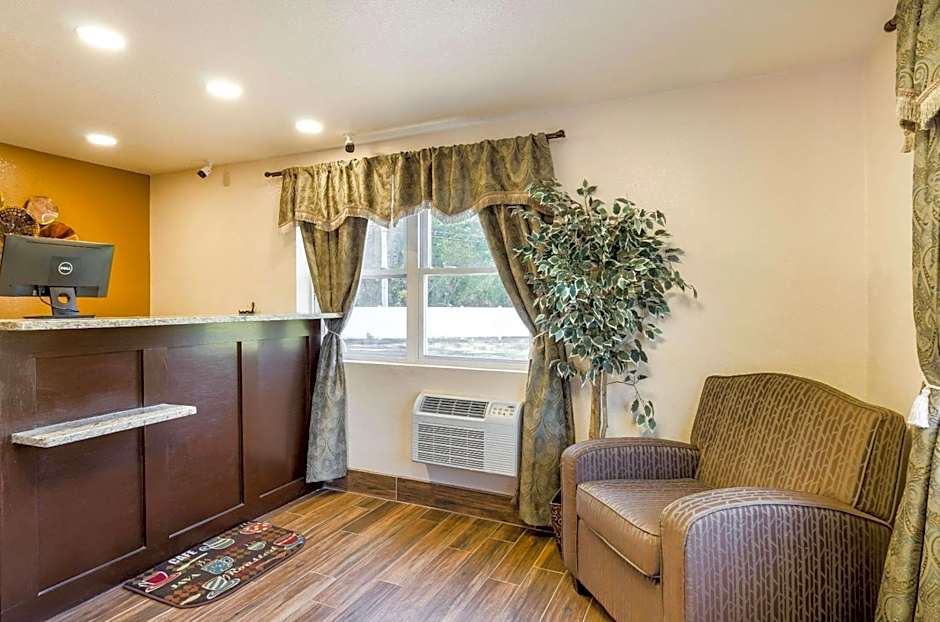 Rodeway Inn Middleboro-Plymouth
