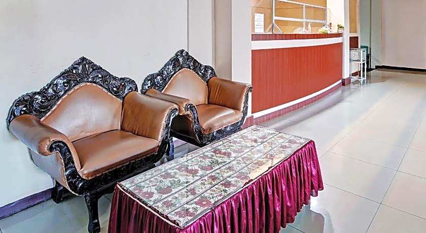 OYO 90487 Wisma Kuta Karang Baru