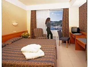 Roc Gran Camp de Mar