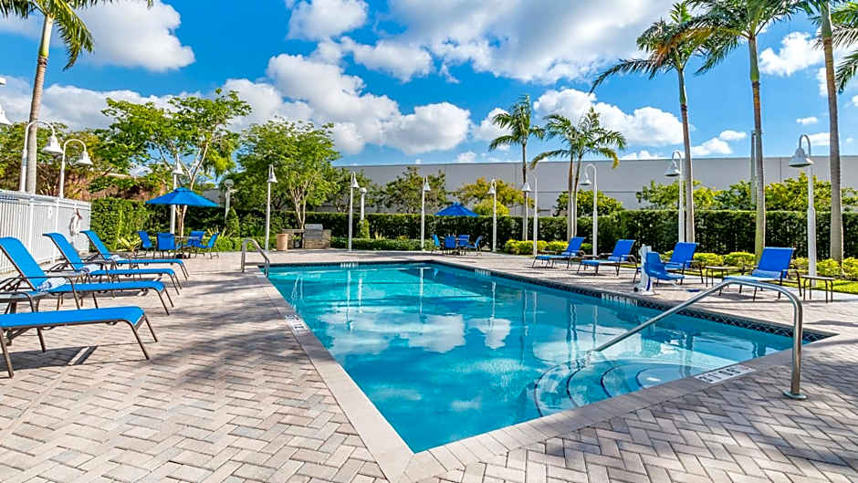Holiday Inn Express & Suites Miami Kendall By IHG