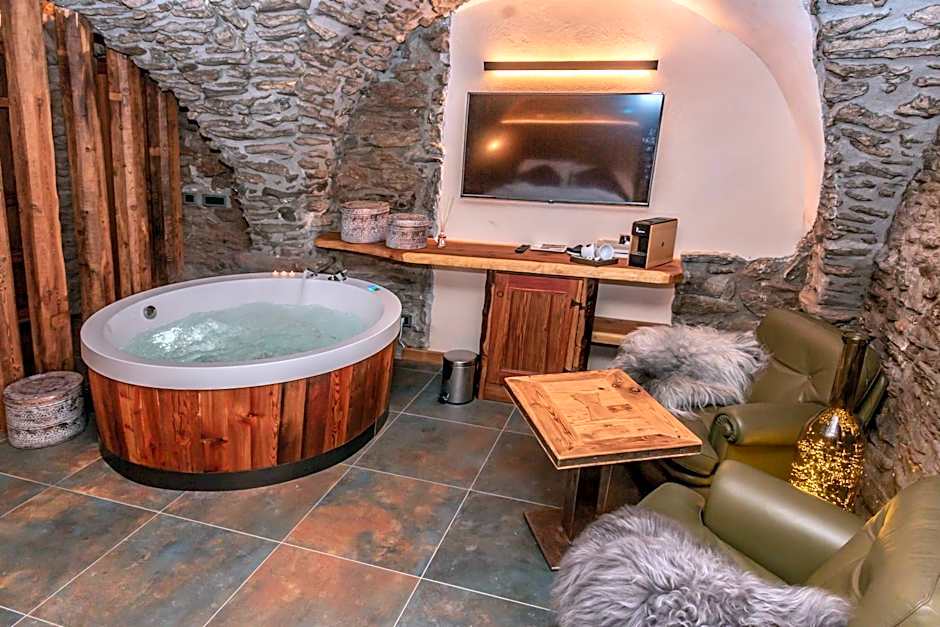 Hotel K2
