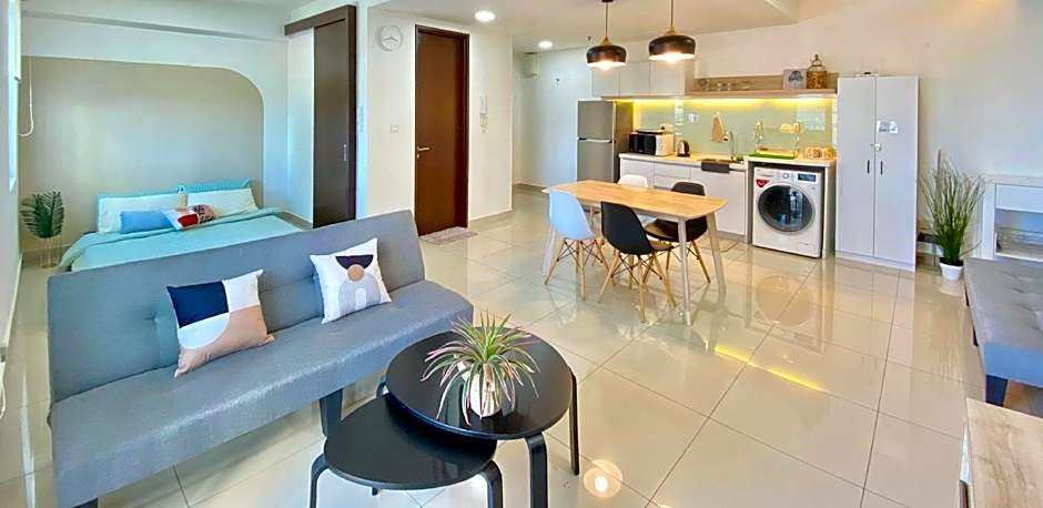 De Houz Guesthouse @ Setia Alam Trefoil
