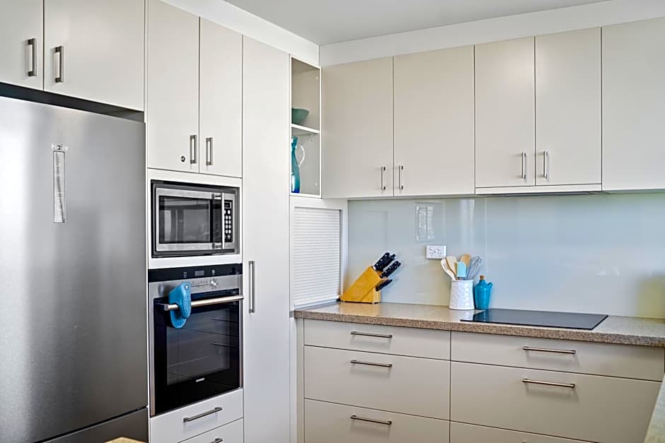 Burgess @ Kings Beach Apartments