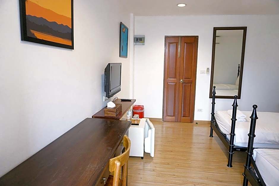 Sri Chiang Khan Hotel