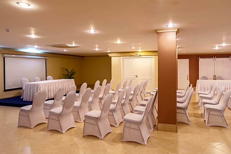 Southern Palms Beach Club