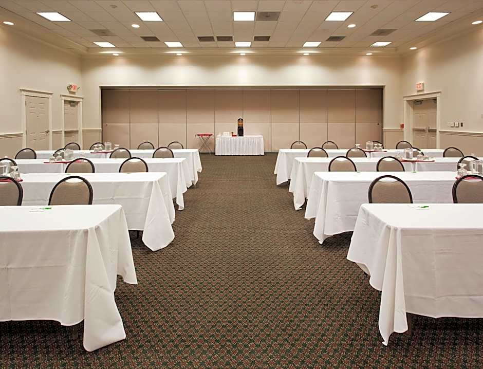 Holiday Inn Redding By IHG