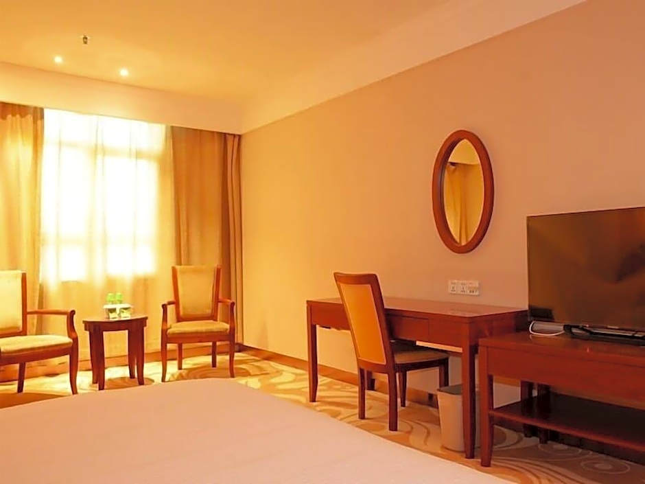 GreenTree Inn GuangDong DongGuan HouJie Business Hotel