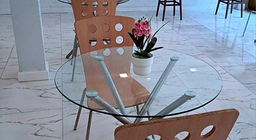 Nantra Ploenchit Hotel