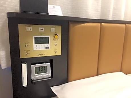 Standard Twin Room - Non-Smoking