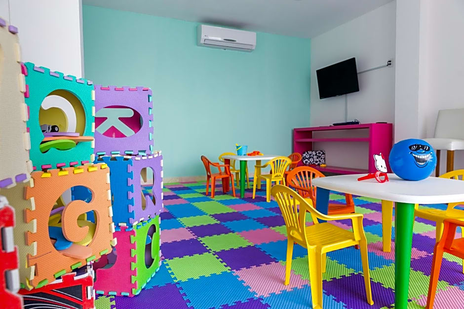 Anah Suites