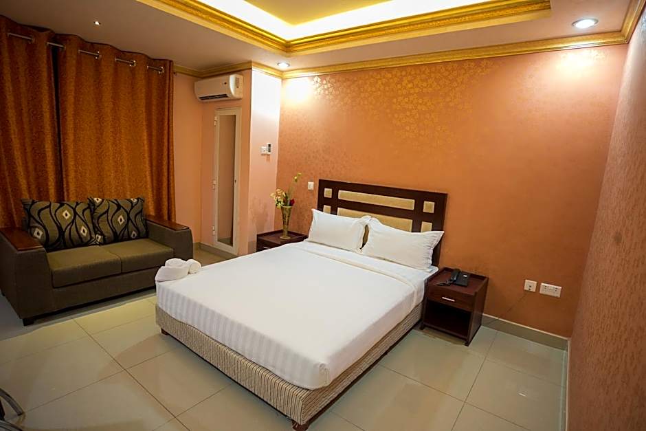 Euro Hotel and Apartments