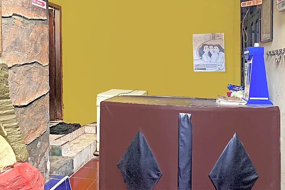 OYO 91900 Wisma Amrach