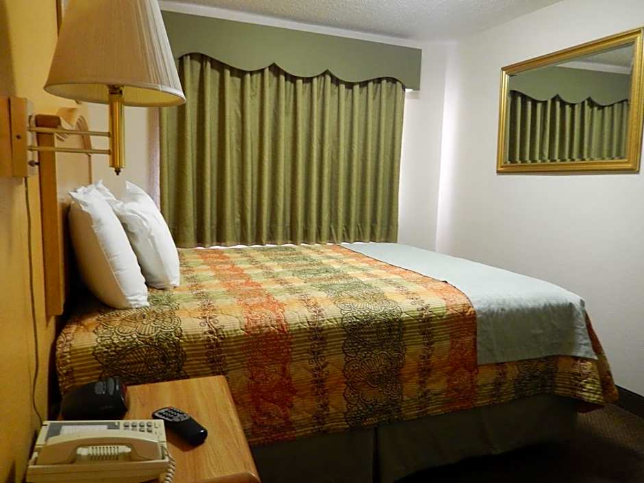 Executive Inn Pearsall