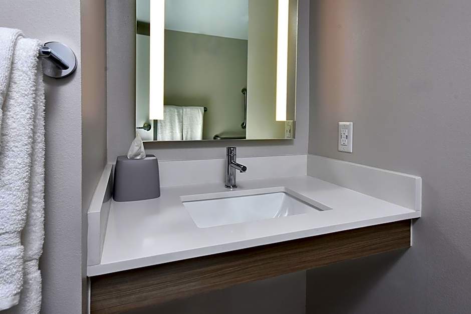 Holiday Inn Express Richmond I-64 Short Pump Area By IHG