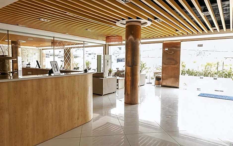 Central Boutique Hotel
