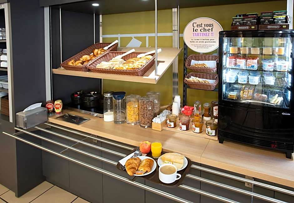 B&B HOTEL Louveciennes