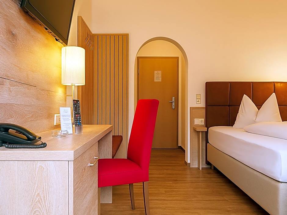 Hotel zur Linde - Bayerischer Wald - aktivCard mit 154 kostenfreien Leistungen - kostenloser Parkplatz