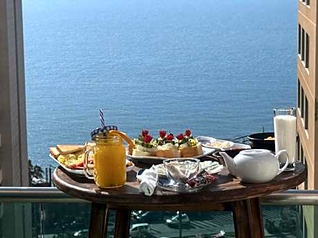 King Suites Hotel