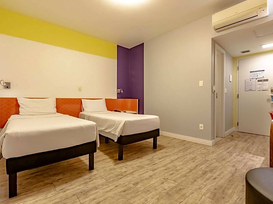 Ibis Styles Balneário Camboriú - 1 Quadra do Mar