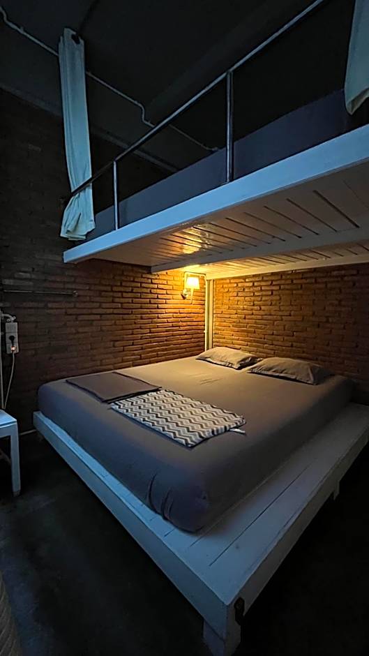 Shelter Hostel Malang