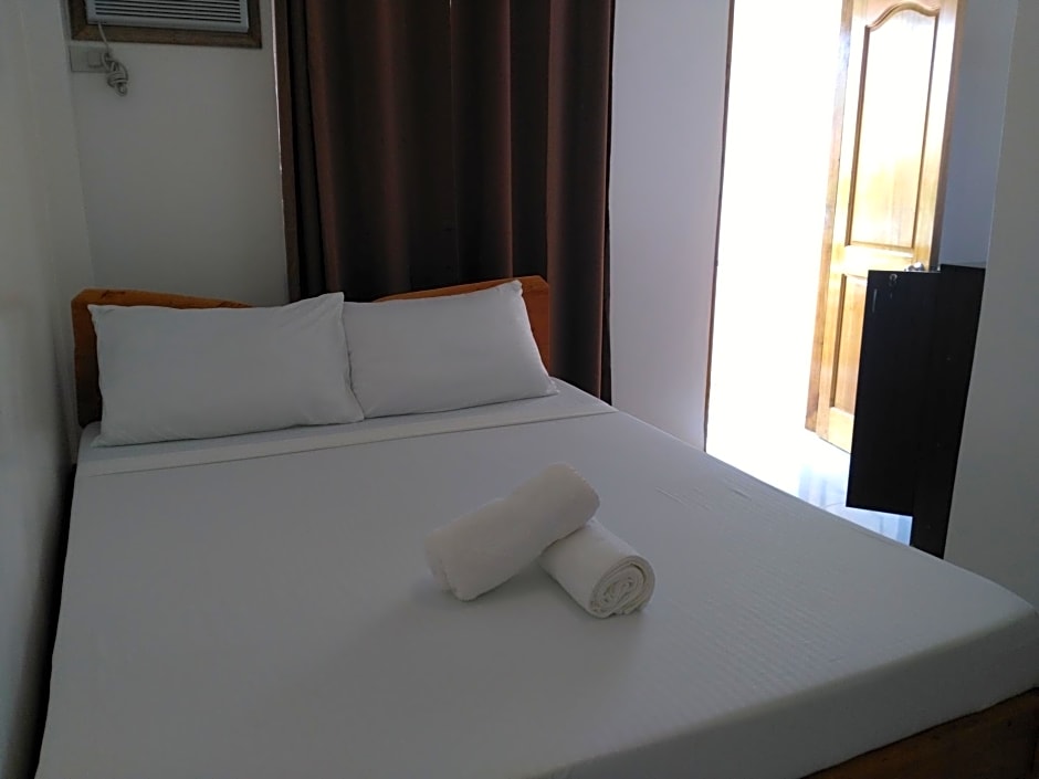 Zenith Inn & Resto Bar