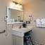 Bay Breeze Inn