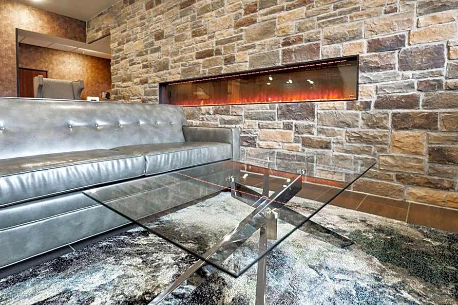 Cobblestone Hotel & Suites - Mosinee